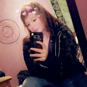 Meet your Posher, Danica